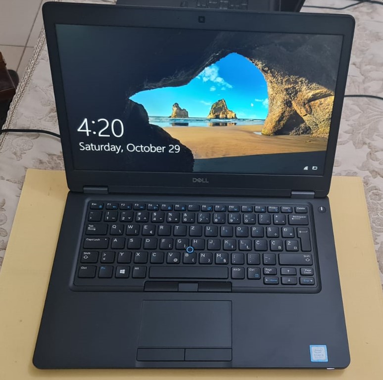 Dell Latitude 5490 Business Laptop Core i7 8th Gen 16gb RAM 256gb SSD 14.1" FHD Screen (Used)